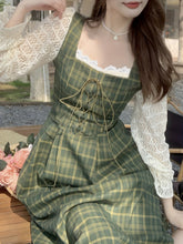 Chic Plus Size Green Plaid Dress - Square Neck, Slimming Autumn & Winter Midi for Curvy Women
