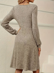 Elegant Square Neck A-Line Long Sleeve Dress - Women's Slim Fit Dresses for Spring & Fall - Chic, Comfortable, and Versatile Clothing for Ladies