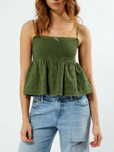 Women Spaghetti Strap Babydoll Tank Top Y2k Vintage Floral Smocked Backless Ruffled Hem Crop Top Going Out Cami Tops