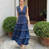 Summer New Product: Casual Women's Fashion V-neck Sleeveless Waist Collection with Tassel Decoration Dress