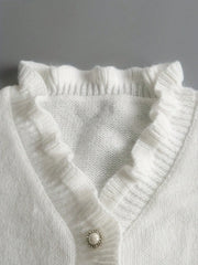 Ladies' autumn and winter fashionable solid color V-neck long sleeved knitted sweater