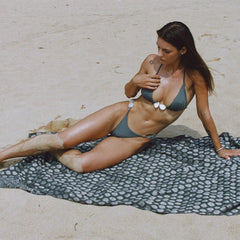 Sexy Bikinis Women Swimsuit Female Swimwear Bandeau Biquini Thong Bathing Suit Shiny Button Swimming Suits Bodysuit Beachwear