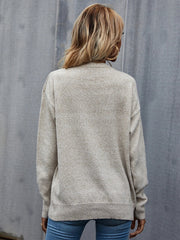 Autumn and winter pure color simple round neck long sleeved women's knitted sweater
