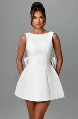 Elegant Pearl Bow Backless Sexy Mini Dress Women's Luxury Party Short Dresses White Black Pink Birthday Evening Wedding Summer