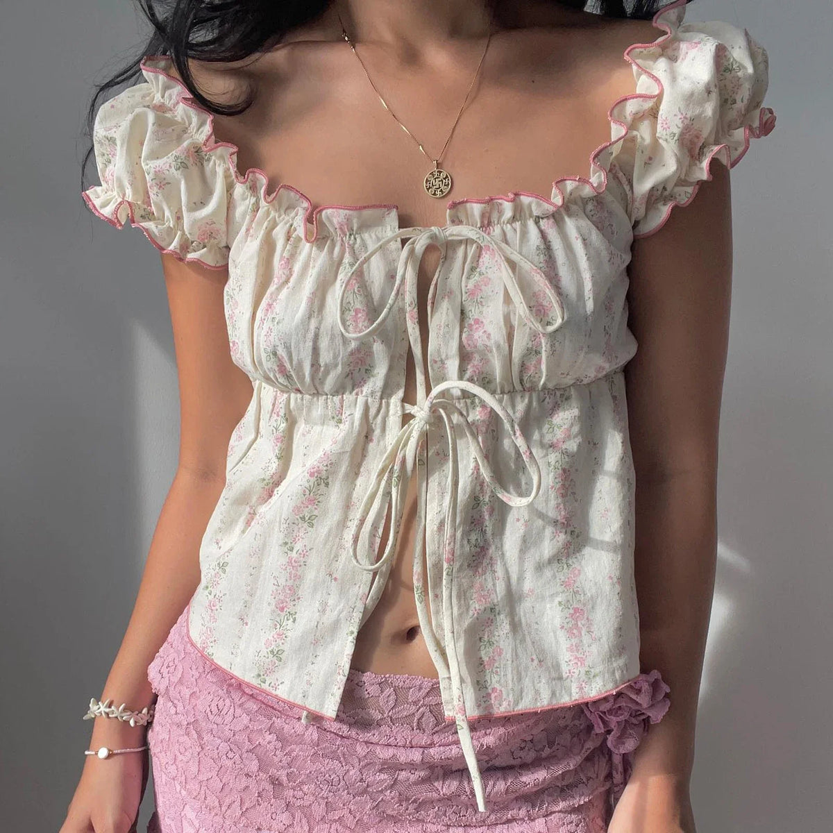 Women Y2k Fairy Lace Shirts Cap Sleeve Button Down Lace Patchwork T-Shirts Aesthetic Babydoll Crop Tops Summer Streetwear