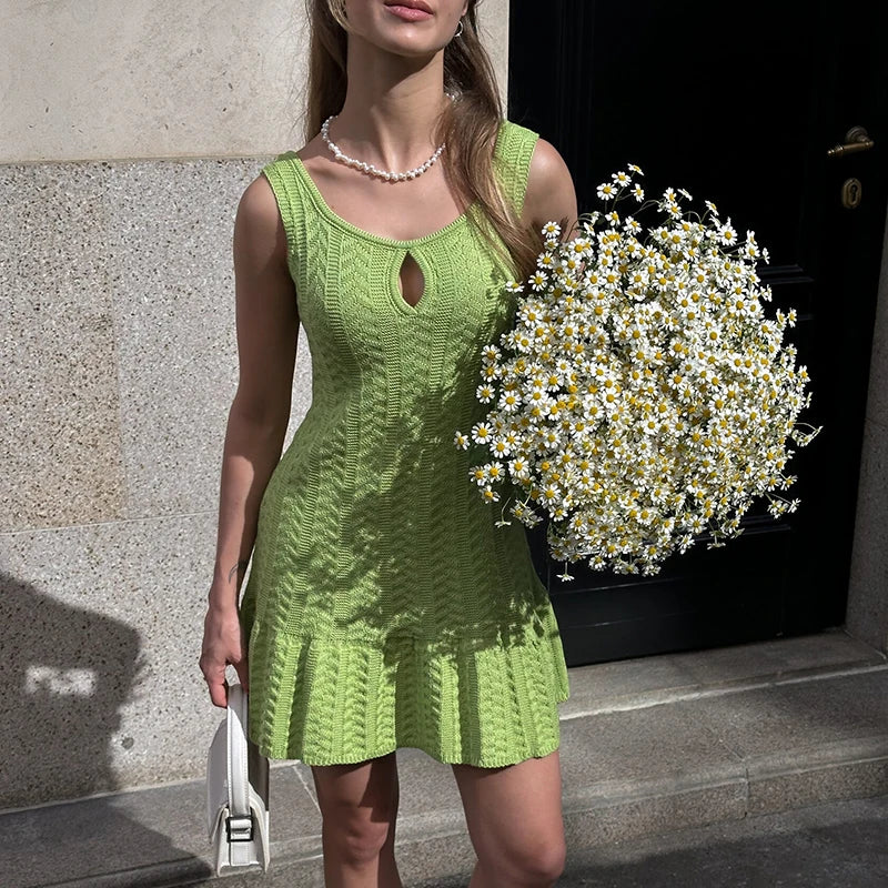Elegant Knitted Dress Fashionable Sleeveless Sexy Hollow Backless Ruffle Dress Casual Resort Summer New Women's Dresses