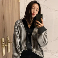 Women's Sweater Button Down V-Neck Striped Cardigan Knitted Tops Single Breasted Autumn Winter Casual Chic Knitwear Outfit