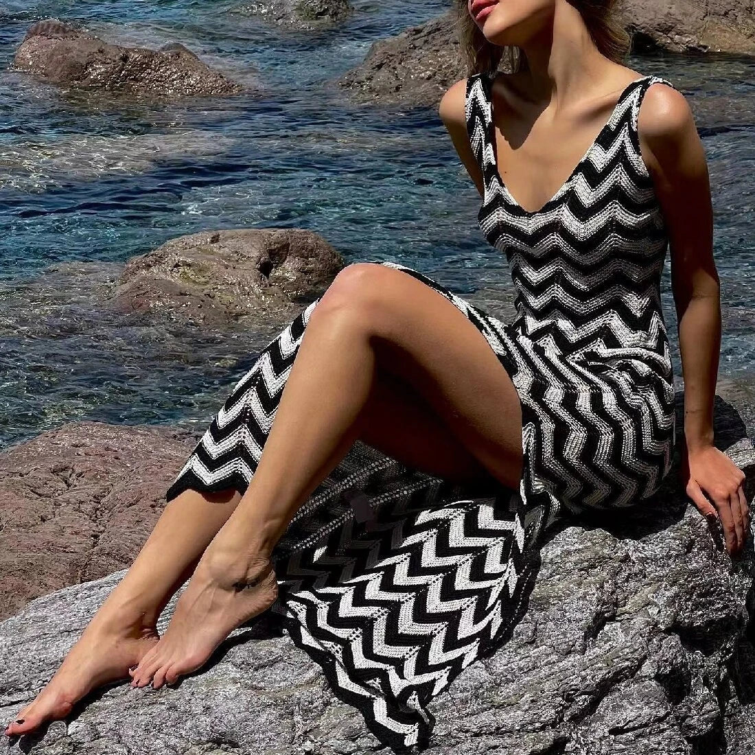 Wave Stripe Fahsion Tank Dress For Women New Vacation Beach Slit Knitting Long Dress V Neck Sleeveless Tight Sexy Vestidos