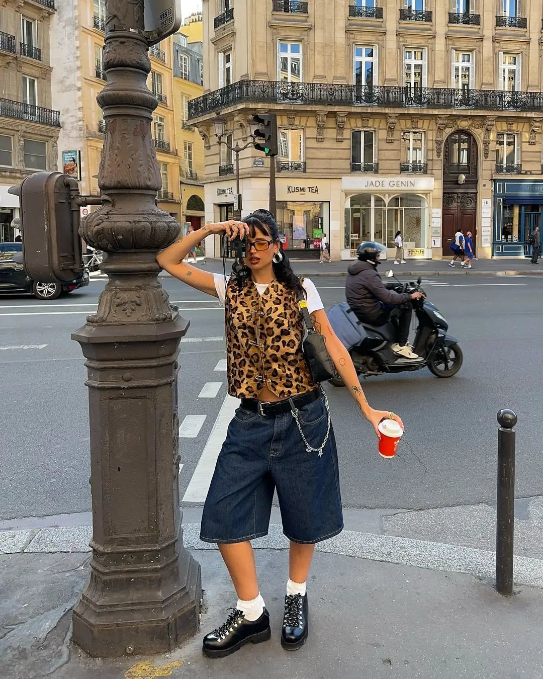 Leopard Print Sleeveless Street Women's Vest Fashion V-neck Slim Fit Short Waistcoat Casual Lady Autumn Commute Outerwears