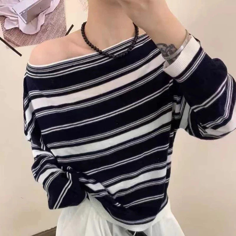 Off Shoulder Striped Knit Top for Women Long Sleeve Off-the-Shoulder Pullovers Jummper Ladies Fall Winter Korean Fashion Outfit