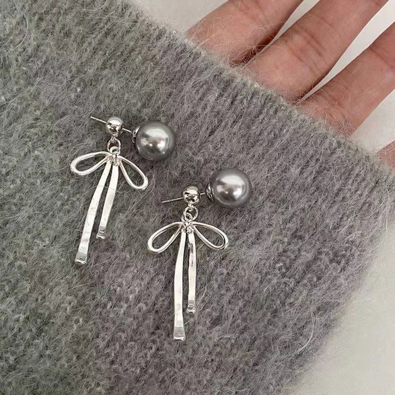 Fashion Vintage Chokers Graceful Bowknot Pendant Choker Necklace For Women Gray Pearls Neck Jewelry Wedding Jewelry Gift