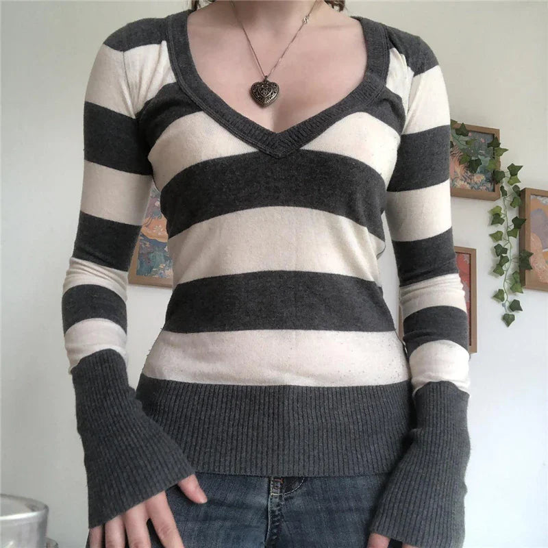 Y2K Grunge Emo 00s Vintage T Shirt Black Grey Striped V Neck Long Sleeve Jumper Tops Chic Women Autumn Retro Mall Goth Tees